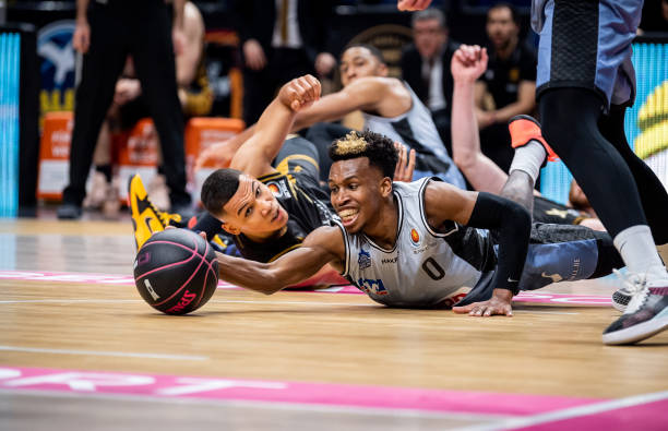 每场比赛都 每场比赛都