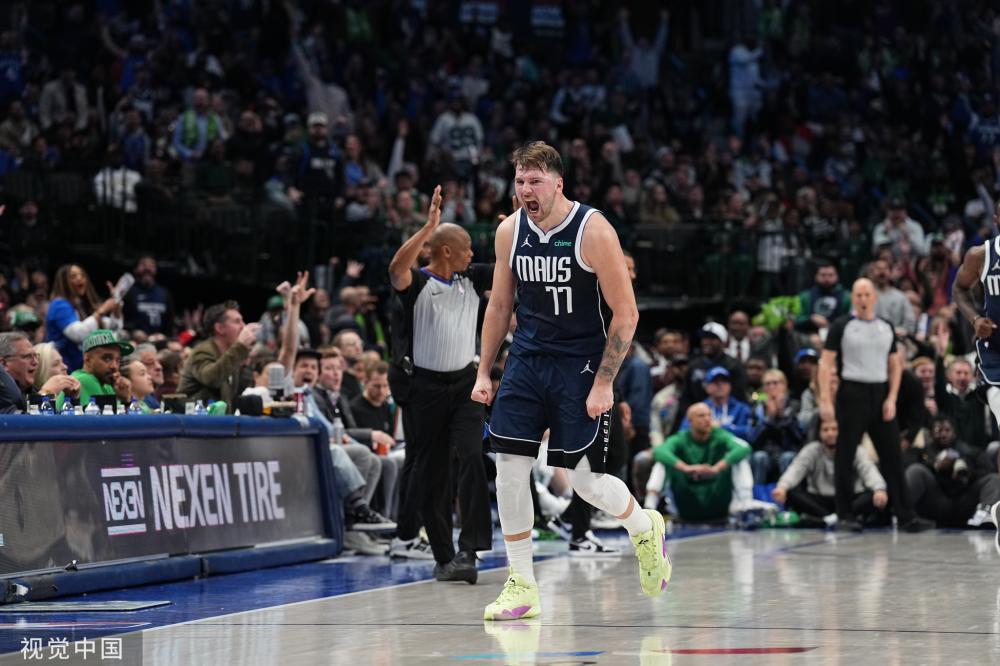 着众多年轻 着众多年轻