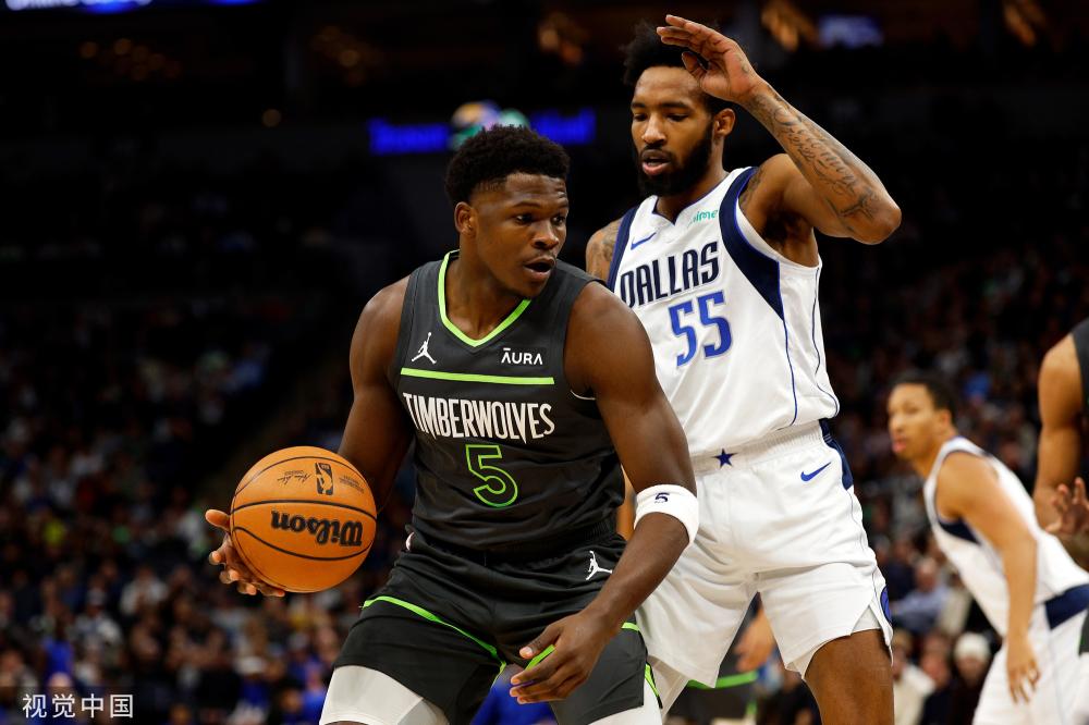 座奖杯近在 座奖杯近在